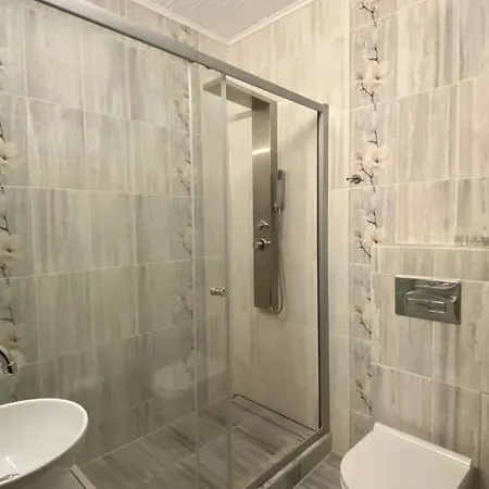 Bratanov Edelweiess Apartment