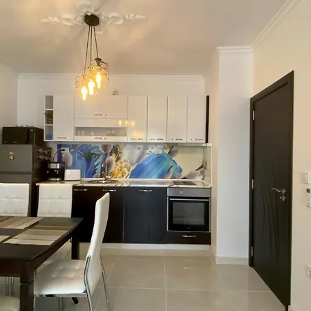 Bratanov Edelweiess Apartment *