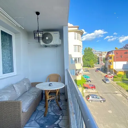 Apartment Bratanov Edelweiess Nesebar